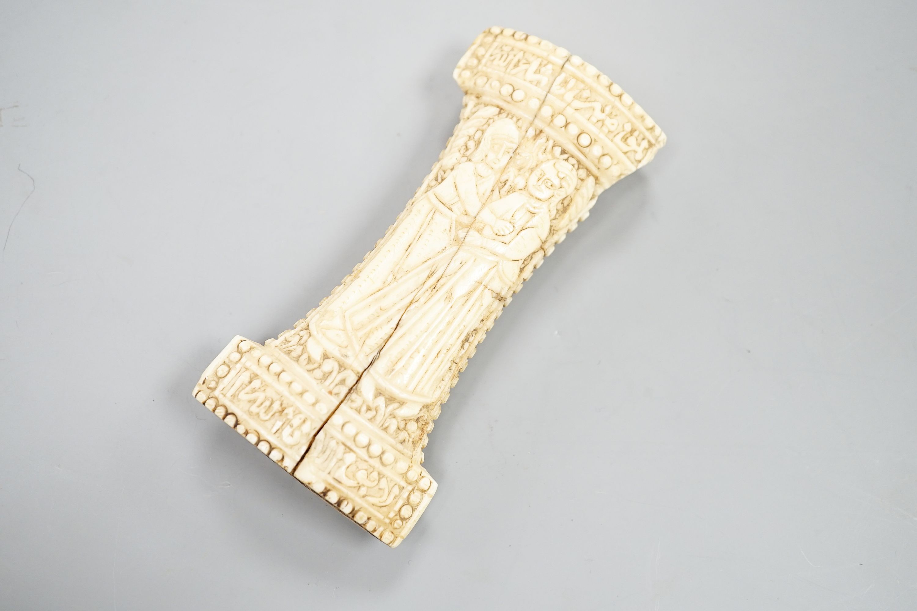 A 19th century walrus Ivory Persian dagger handle, 11.7cm
